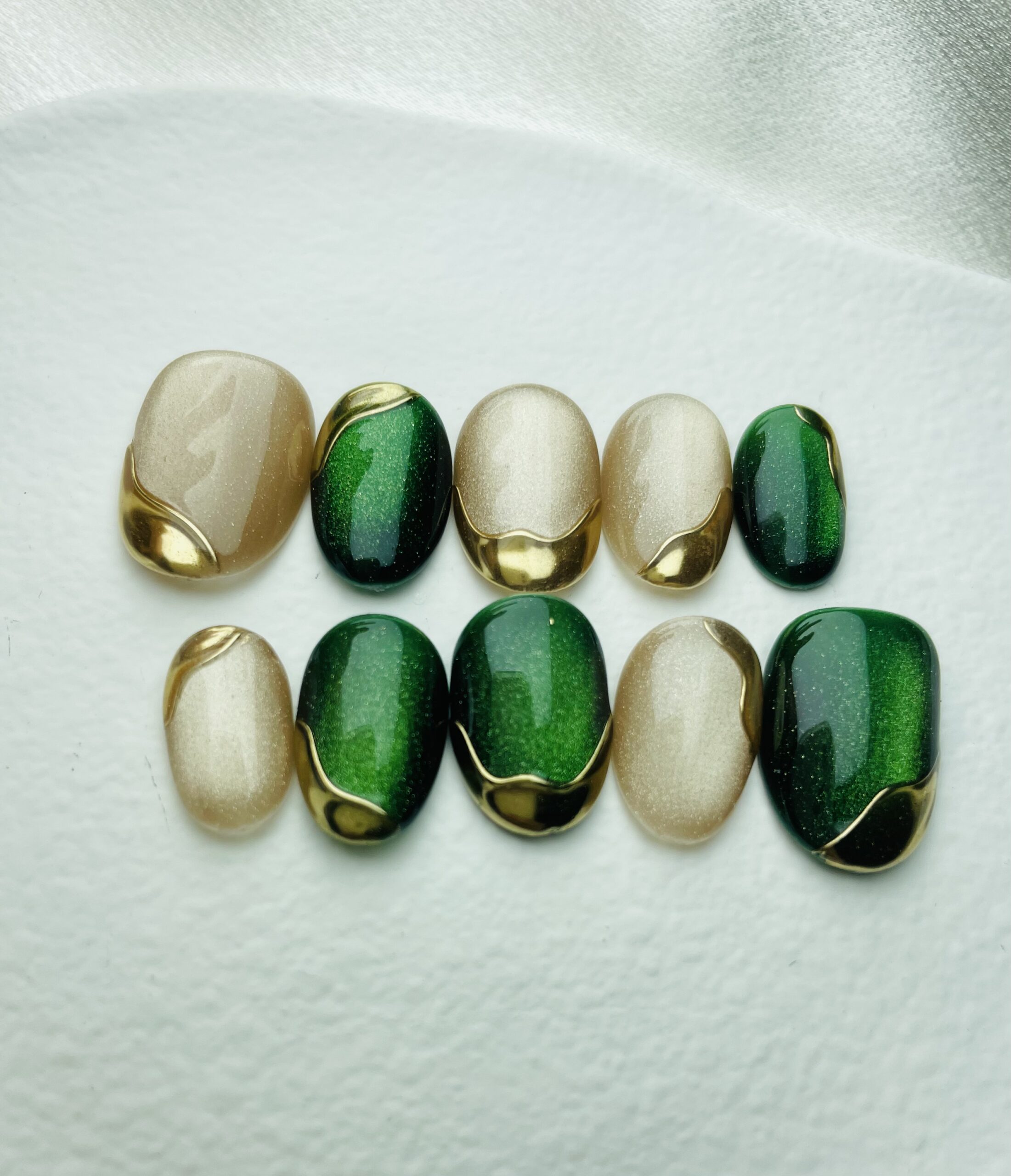 Green Cateye
