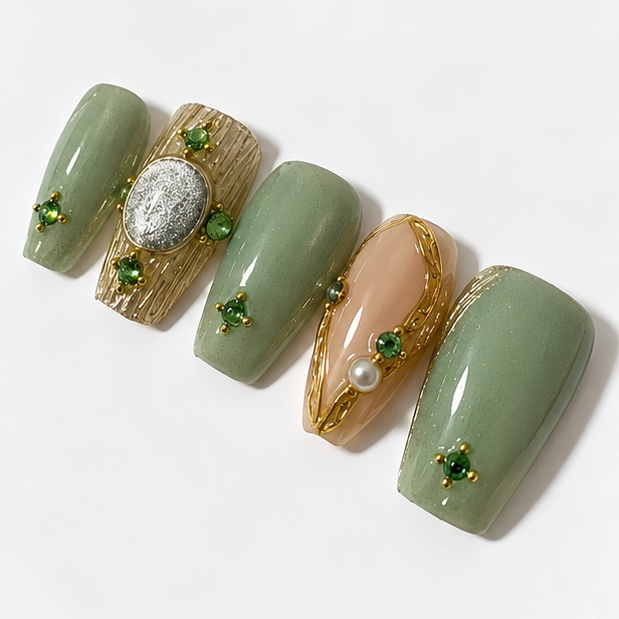 Vintage Green Cateye - Image 4